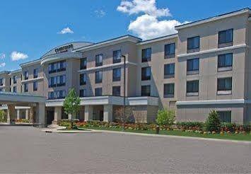 Courtyard Republic Airport Long Island/farmingdale Hotel